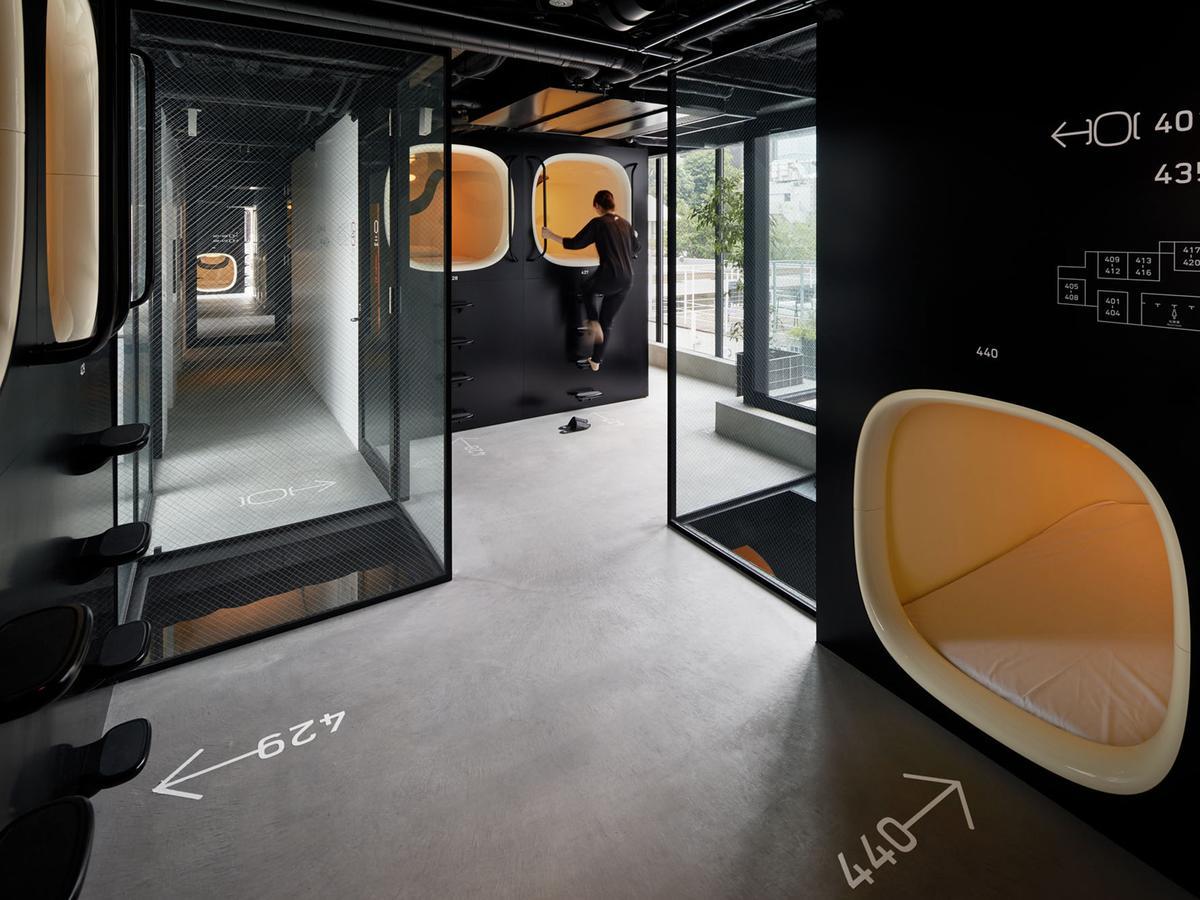 9H Nine Hours Akasaka Sleep Lab Токио Экстерьер фото